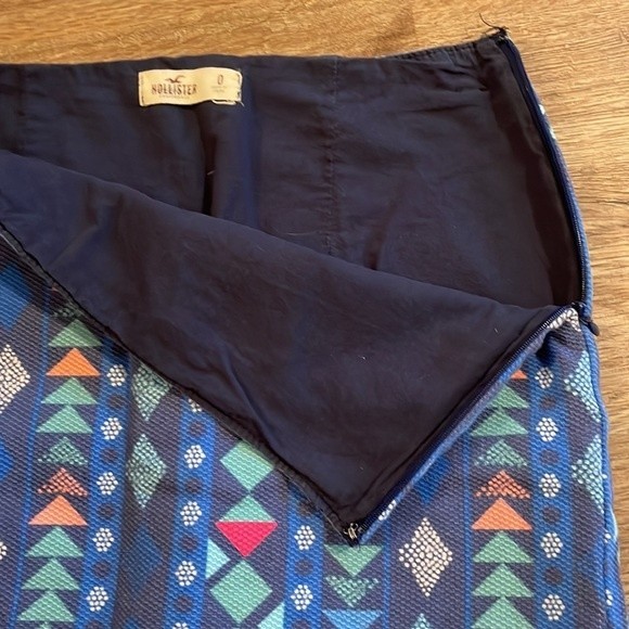 Hollister Blue Aztec Geometric Mini Skirt - Picture 6 of 8